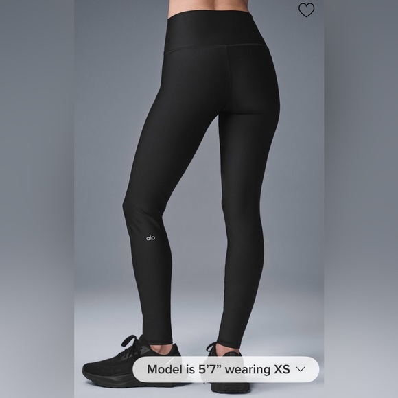 Alo Yoga NWT High Waisted Airlift Leggings in Black Size L - Picture 5 of 10